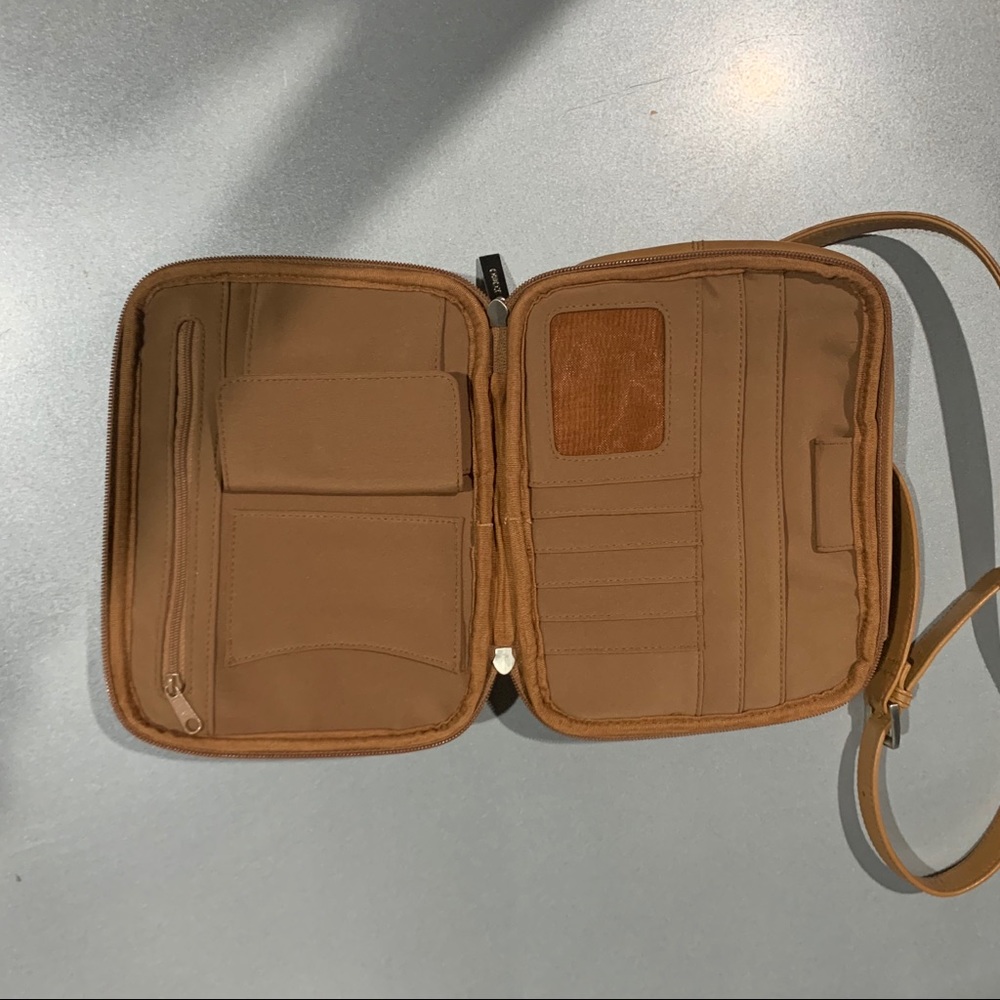 Hobo Crossbody